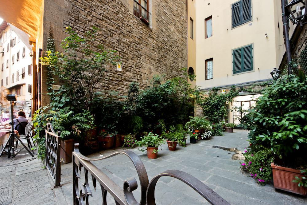 Ponte Vecchio Tower Appartement Florence Buitenkant foto